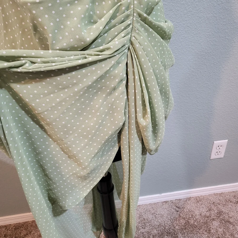 PrettyLittleThing Underwire Detail Draped Midi Dress - Picture 2 of 5